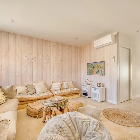 Maison De La Holiday home *